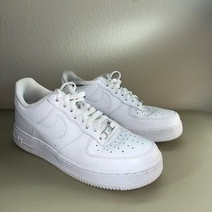 Women’s Air Force 1 (Size 10)